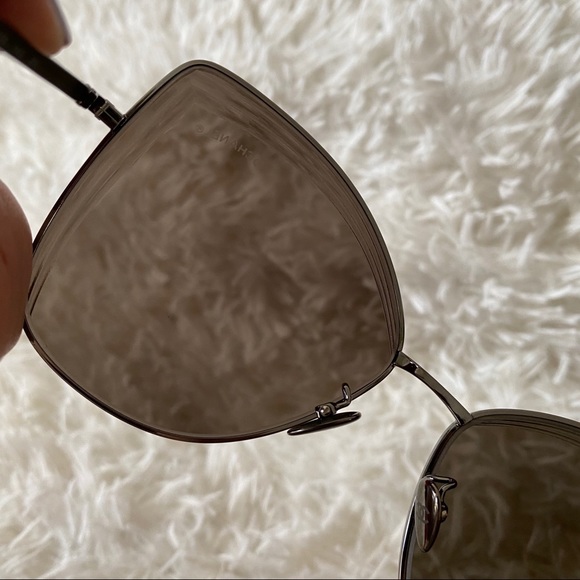 Authentic Chanel Butterfly Brown Lens Gunmetal Frame Sunglasses Non-polarized - Picture 6 of 13
